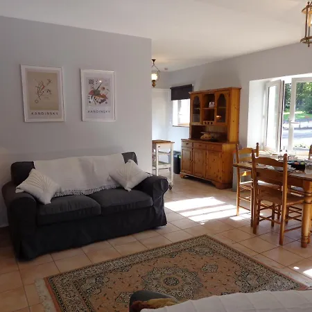 La Maison Ribotteau - The Coach House Lejlighed